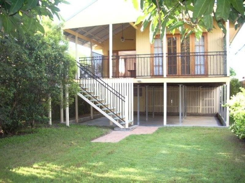 11 Leura Avenue, Hawthorne QLD 4171