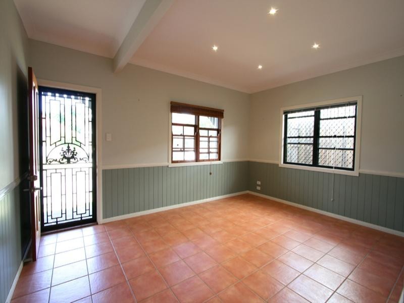 Seven Hills QLD 4170