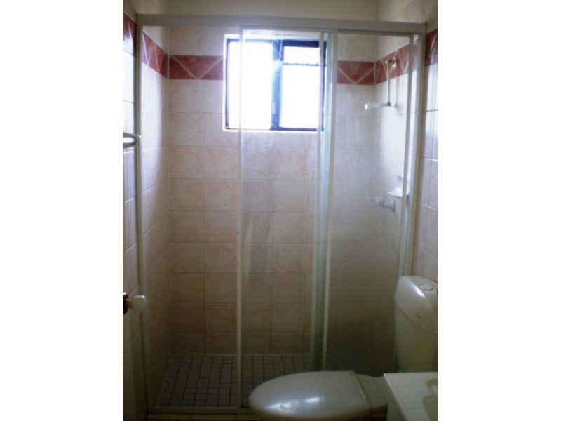 8/110 Pashen Street, Morningside QLD 4170