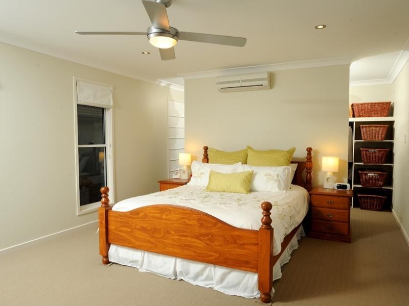 30 Talltrees Circuit, Wakerley QLD 4154