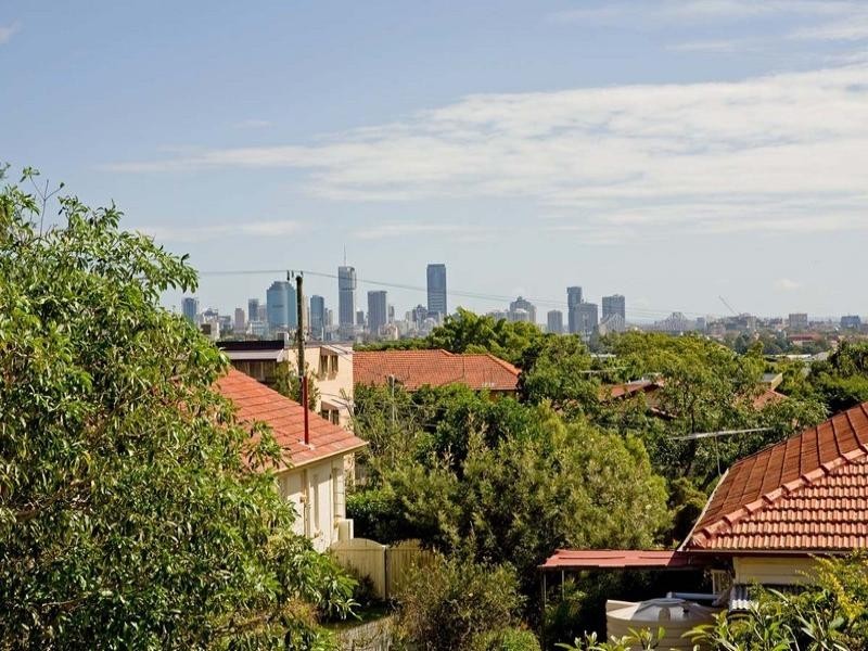 14 Woodhill Avenue, Coorparoo QLD 4151