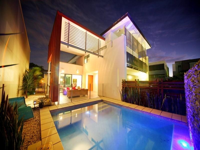 53 Waterline Crescent, Bulimba QLD 4171
