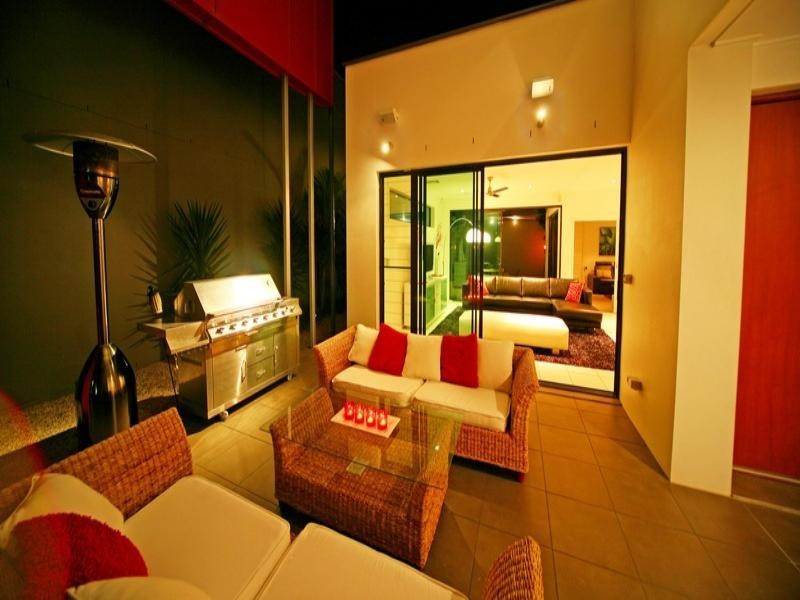 53 Waterline Crescent, Bulimba QLD 4171