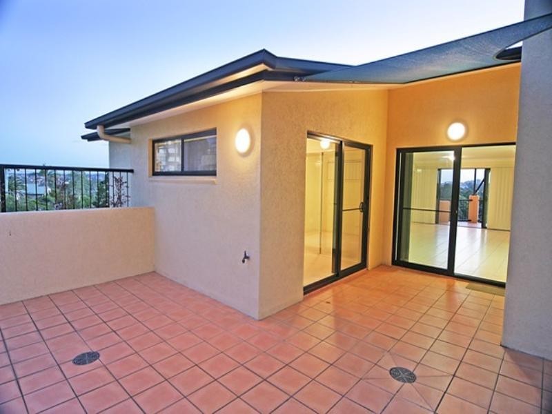 12/16 Norman Crescent, Norman Park QLD 4170