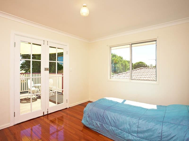 18 Gatling Street, Cannon Hill QLD 4170