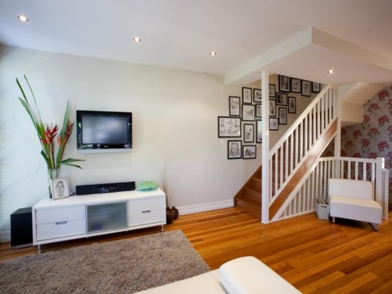 53 Thackeray Street, Norman Park QLD 4170