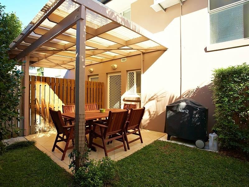 4/26 Barton Road, Hawthorne QLD 4171