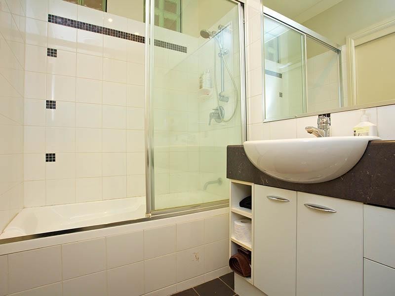 59A Riding Road, Hawthorne QLD 4171