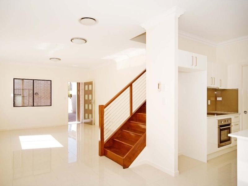 1-4/22 Orana Street, Carina QLD 4152