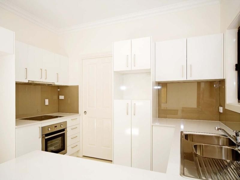 1-4/22 Orana Street, Carina QLD 4152