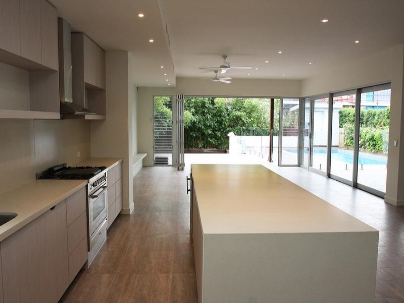 95 Lindsay Street, Hawthorne QLD 4171