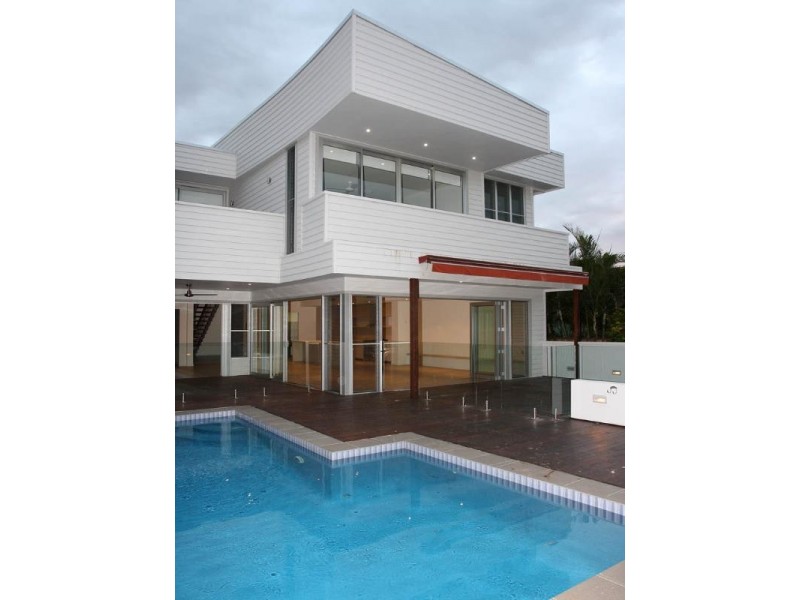 95 Lindsay Street, Hawthorne QLD 4171