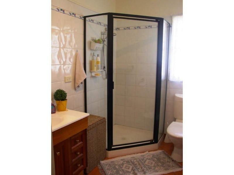 1848 Creek Road, Cannon Hill QLD 4170