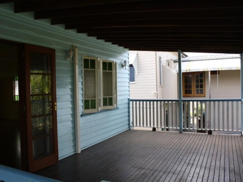 Woolloongabba QLD 4102