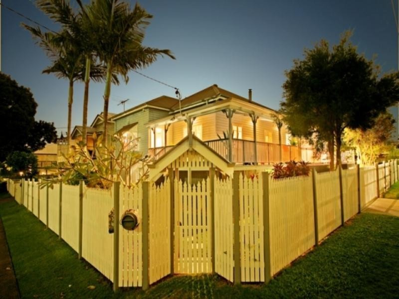 23 Orchard Street, Hawthorne QLD 4171