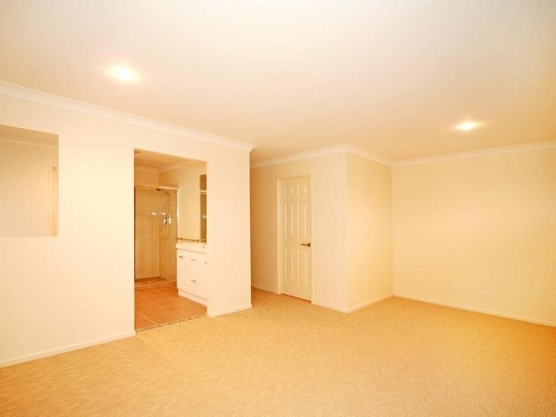 51 Frank Street, Norman Park QLD 4170