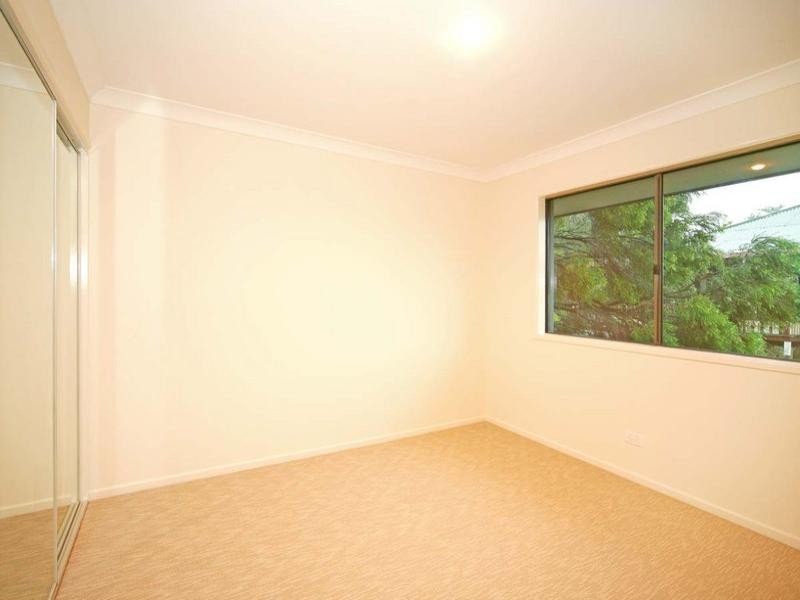 51 Frank Street, Norman Park QLD 4170