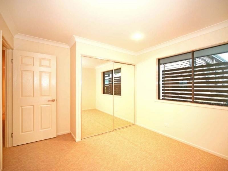 51 Frank Street, Norman Park QLD 4170