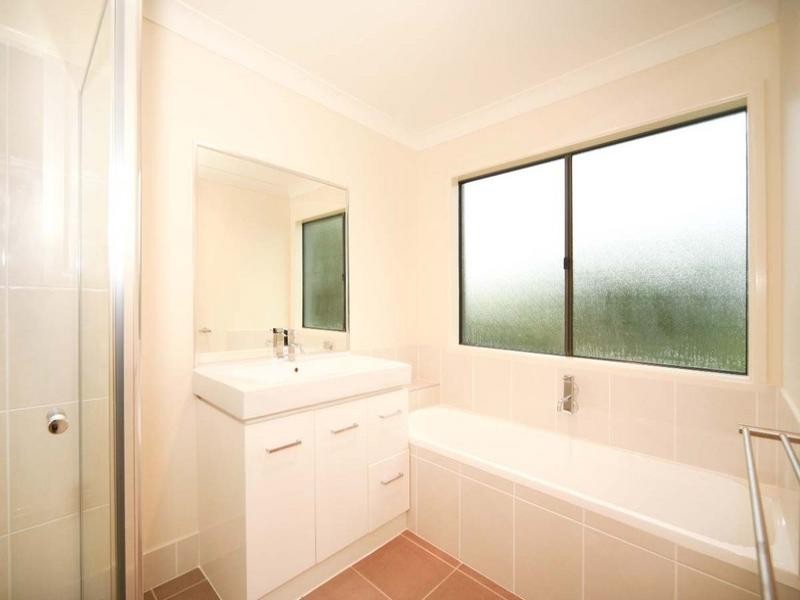 51 Frank Street, Norman Park QLD 4170