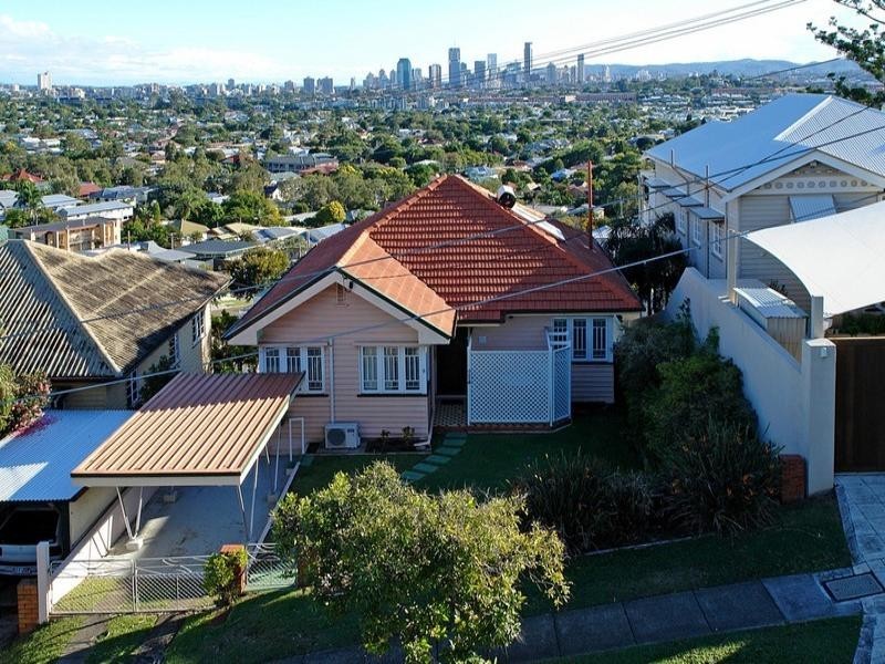 8 Wentworth Parade, Balmoral QLD 4171