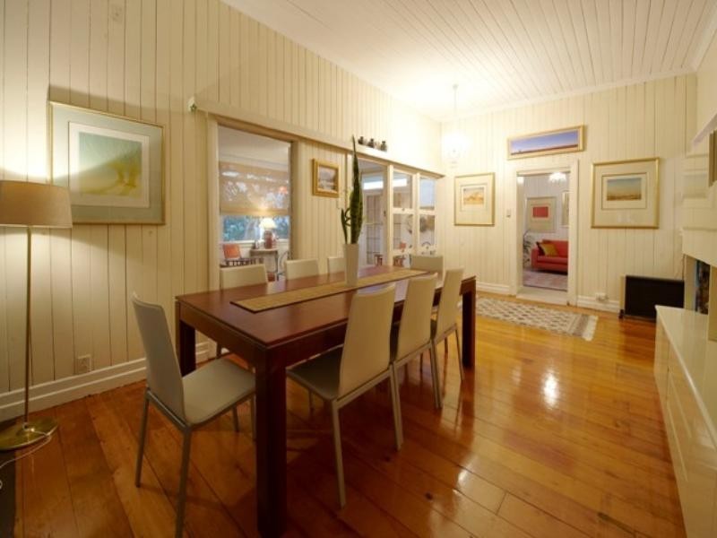 60 Leura Avenue, Hawthorne QLD 4171