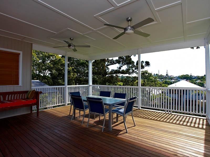 150 McIlwraith, Norman Park QLD 4170