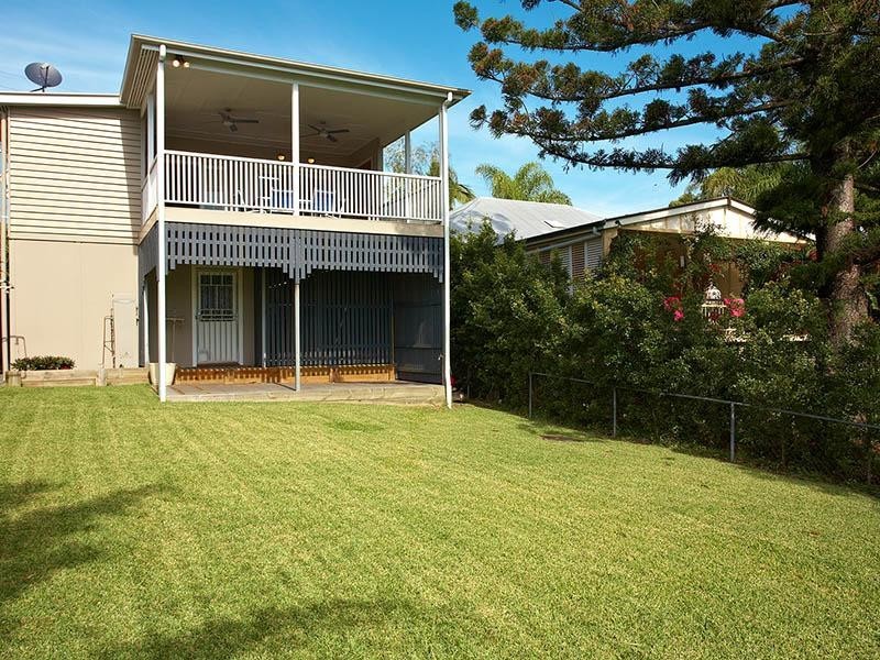 150 McIlwraith, Norman Park QLD 4170