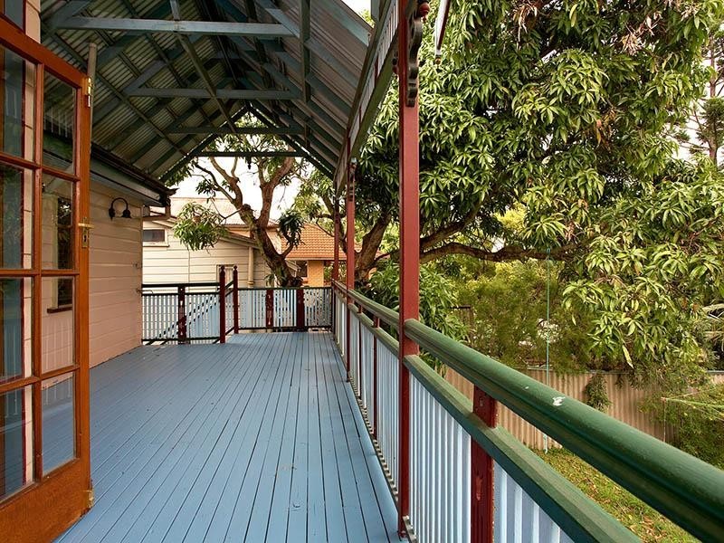 61 Longlands Street, East Brisbane QLD 4169