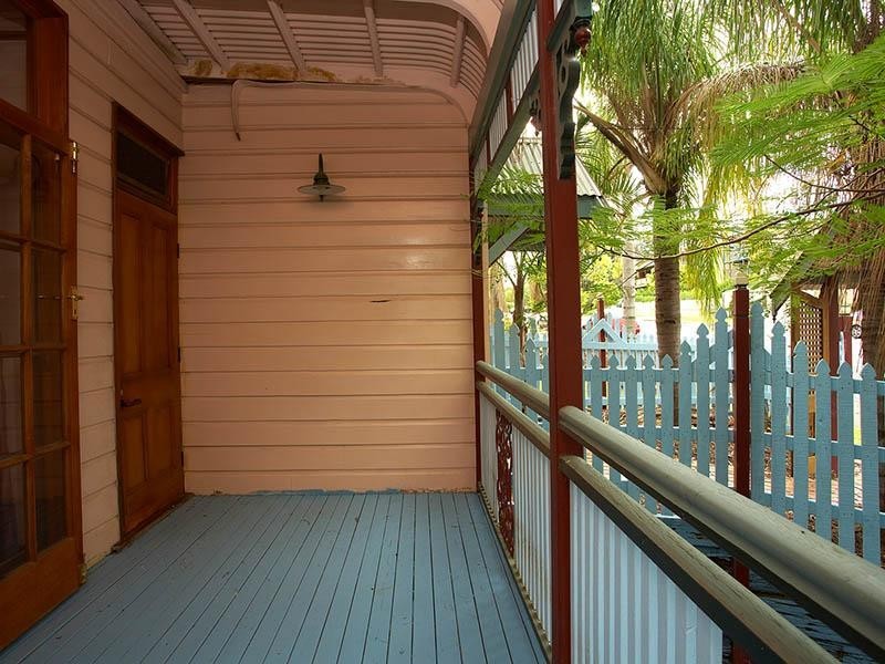 61 Longlands Street, East Brisbane QLD 4169