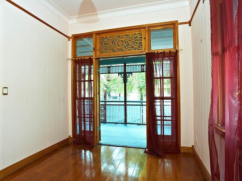 61 Longlands Street, East Brisbane QLD 4169