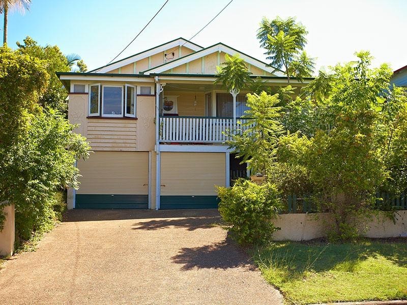 142 Watson Street, Camp Hill QLD 4152