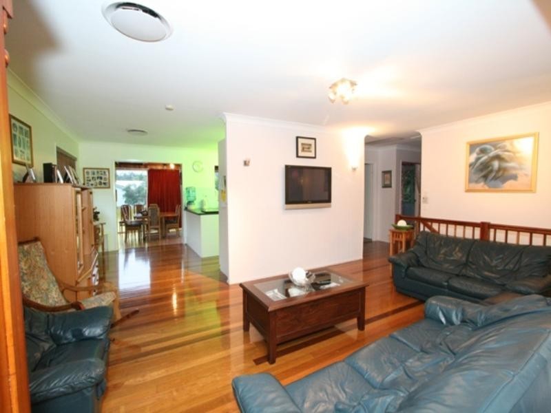 64 Blackwood Avenue, Morningside QLD 4170