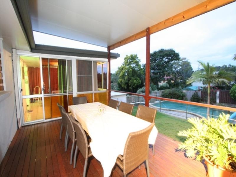 64 Blackwood Avenue, Morningside QLD 4170