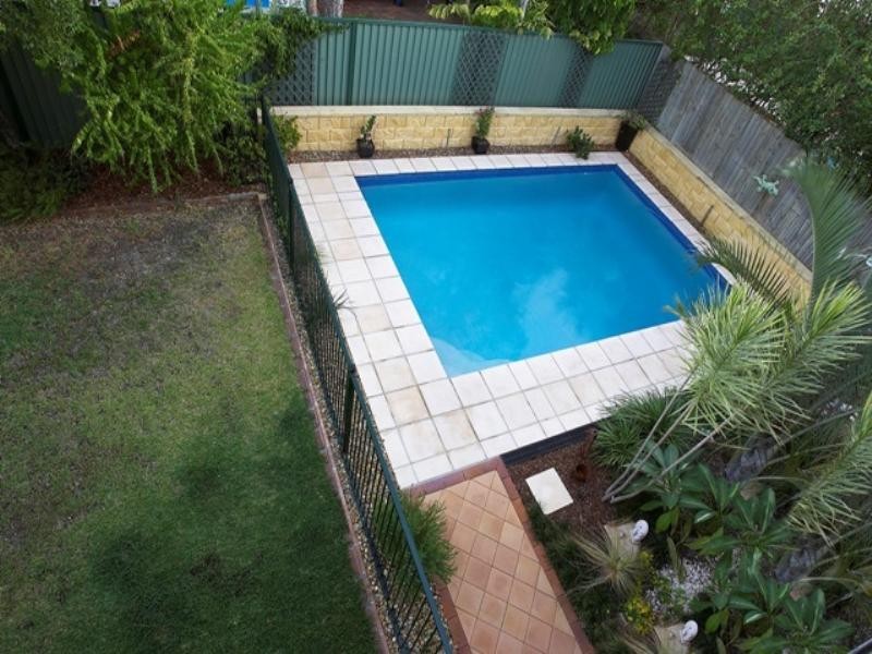 28 Leura Avenue, Hawthorne QLD 4171