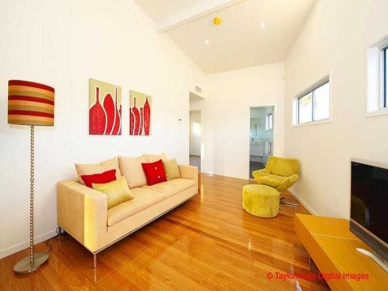 9 Hood Street, Bulimba QLD 4171