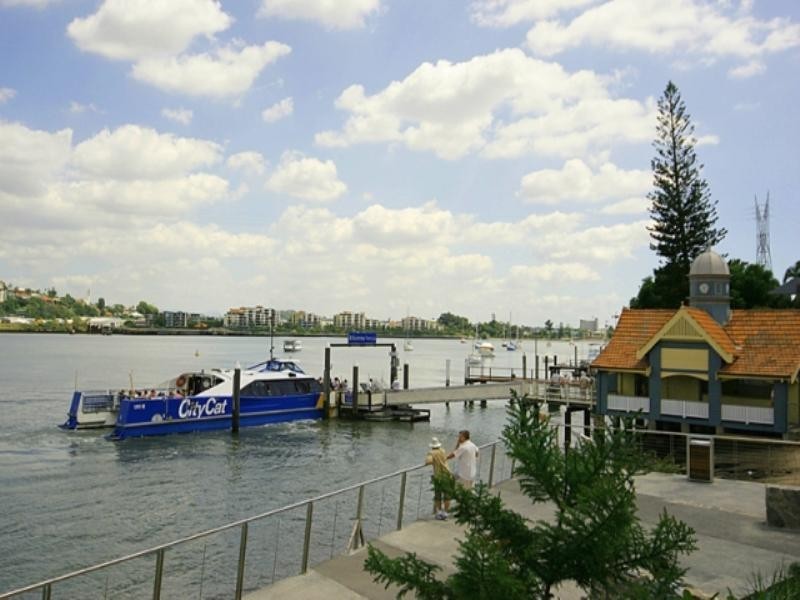 97 Bulimba Street, Bulimba QLD 4171