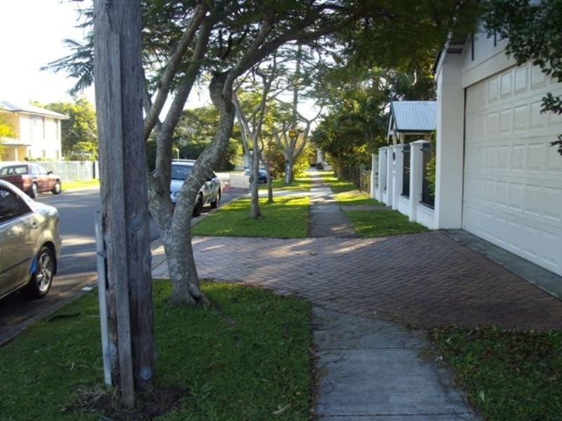 51 Cowper Street, Bulimba QLD 4171