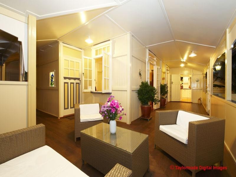 23 Wylie Street, Graceville QLD 4075