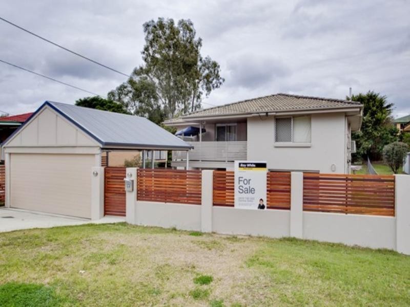 59 Renton Street, Camp Hill QLD 4152