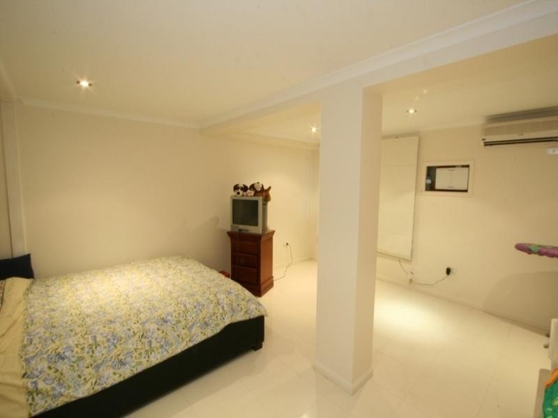 59 Renton Street, Camp Hill QLD 4152