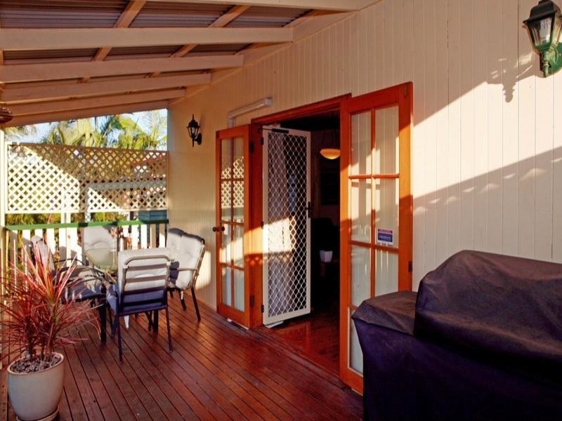 30 Deviney Street, Morningside QLD 4170