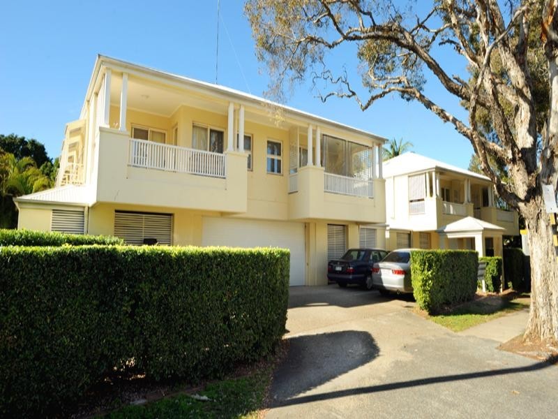 9/75 Riding Road, Hawthorne QLD 4171