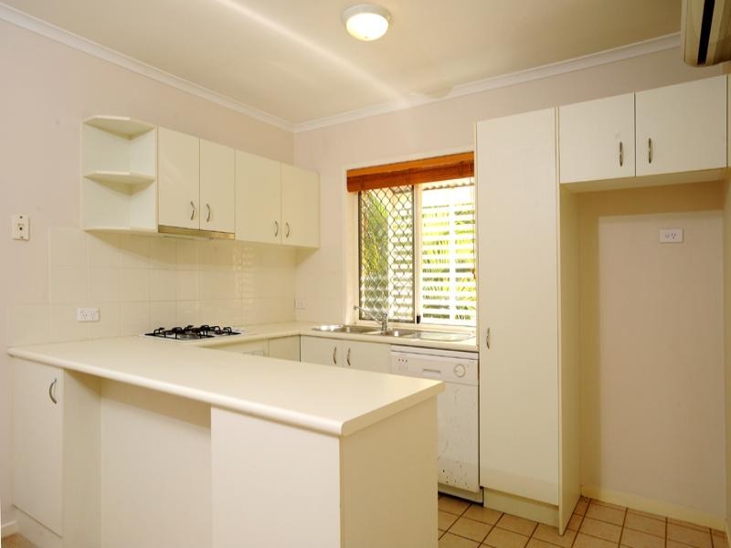 9/75 Riding Road, Hawthorne QLD 4171