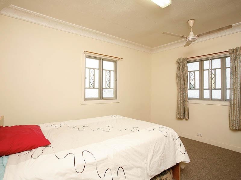 34 Burrai Street, Morningside QLD 4170