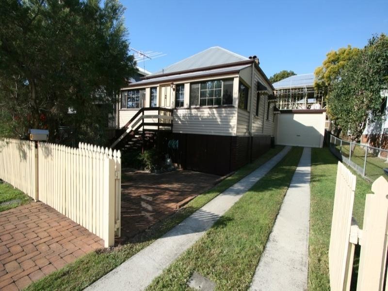 9 Thompson Street, Bulimba QLD 4171