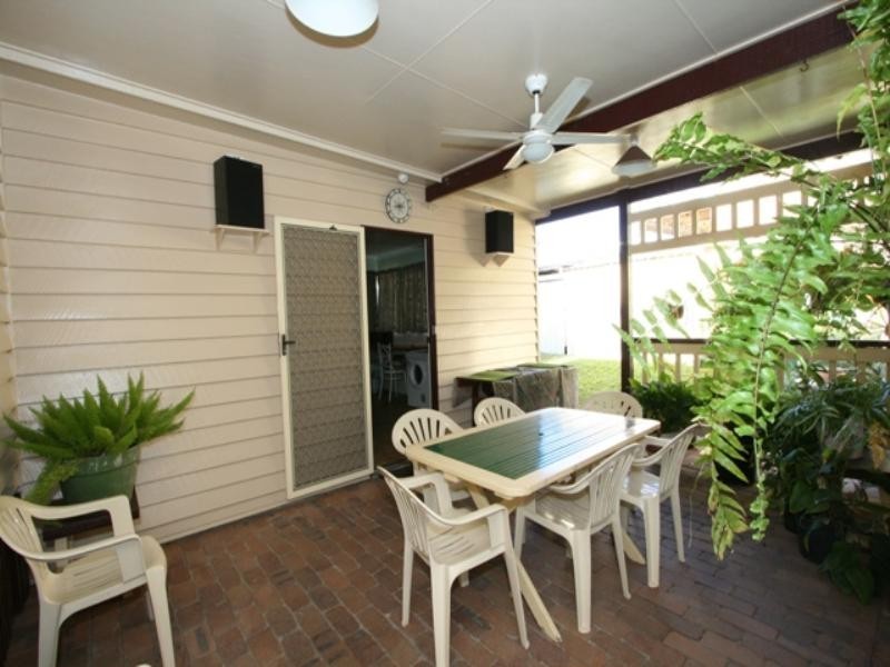 9 Thompson Street, Bulimba QLD 4171