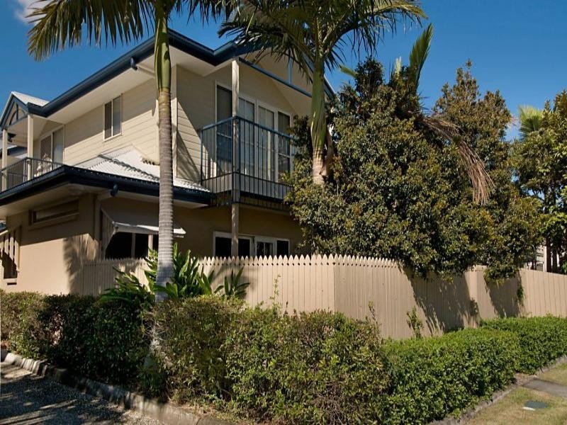 2/20 Cambridge Street, Bulimba QLD 4171