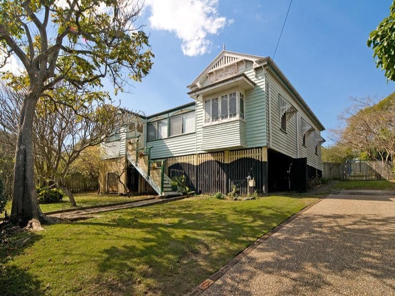 11 Birkalla Street, Bulimba QLD 4171