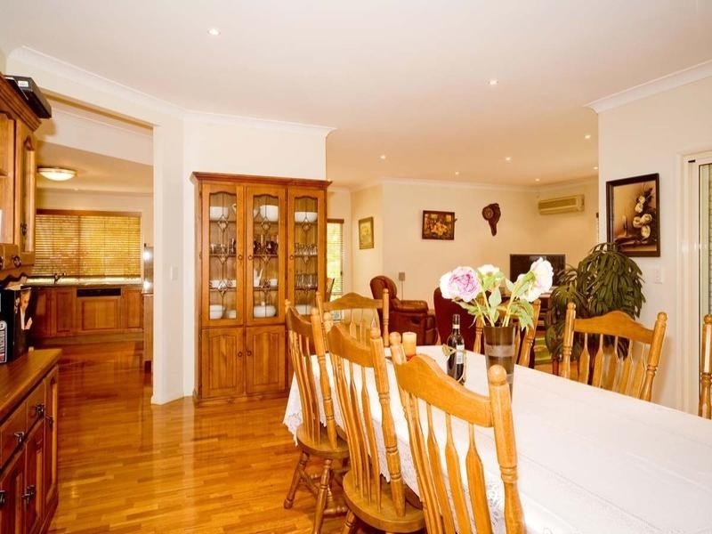 7 Picardie Close, Mansfield QLD 4122