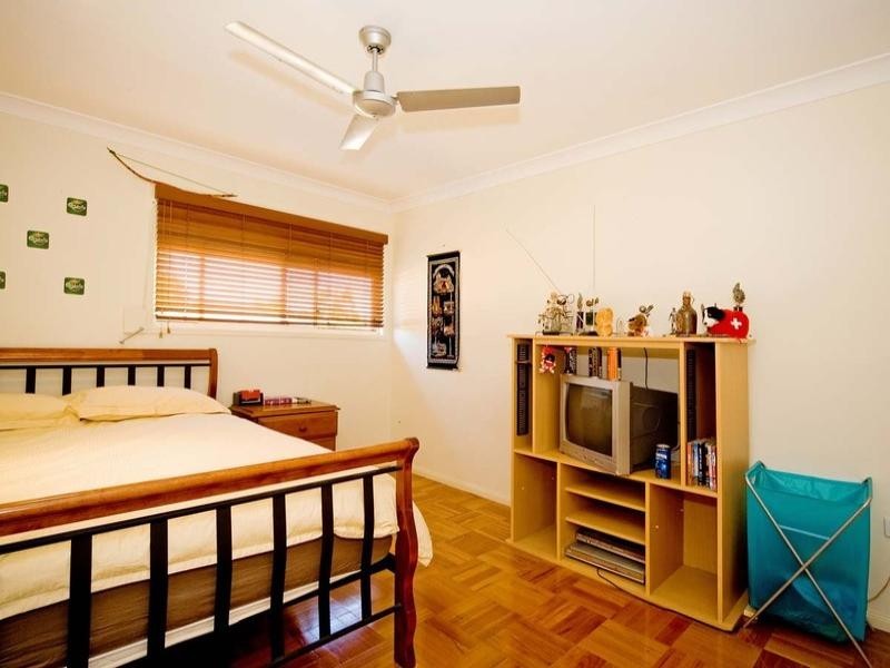 7 Picardie Close, Mansfield QLD 4122